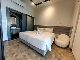 Expressionz Suites KL