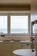 Huswell - Stunning Views Prime Location