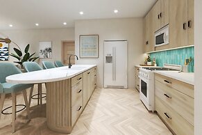 Sapphire Sands by Bay Gardens Resorts