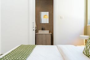 Solenne Stylish 2-BR Apt in Larnaca