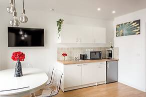 Merveil Family Suites - Martin V-VI