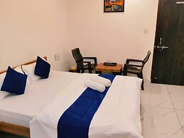 Hotel Bhavya Palace