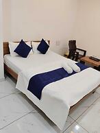 Hotel Bhavya Palace