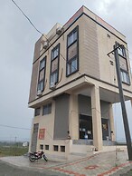 Hotel Bhavya Palace