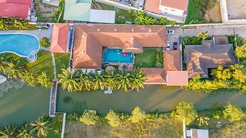 Pool Villa for Families and Party