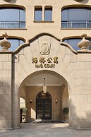 Haig Court