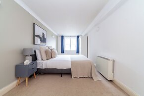 Modern Dalston Apartment