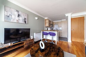 Modern Dalston Apartment