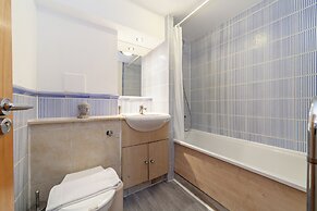 Modern Dalston Apartment