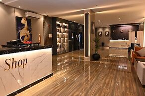 Aman Hotel ALmaali