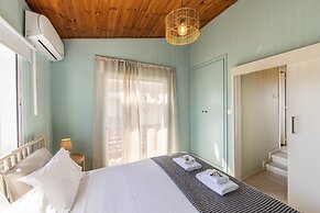 Laranca Oneiro Seaside Villa