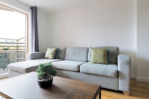 Modern Apartment in Bow