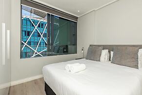 16 On Bree Executive Apartment