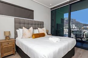 16 On Bree Executive Apartment