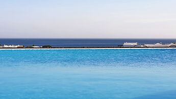 Serena del Mar by LIVVO