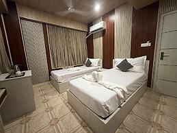 Hotel Alohi Grand