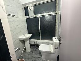 Hotel Alohi Grand