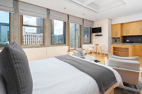 Cartwrights Corner Executive Apartment