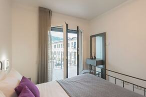 Princess Sofia's Lake Retreat by Rent all Como