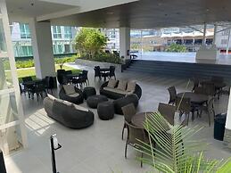 Davao Central Suites