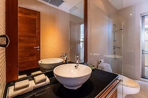Exotic Pool Villa Solandra in Bangtao