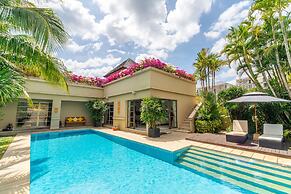 Exotic Pool Villa Solandra in Bangtao