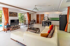 Exotic Pool Villa Solandra in Bangtao