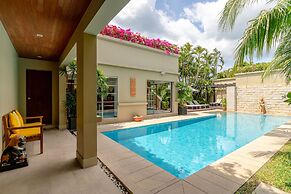 Exotic Pool Villa Solandra in Bangtao