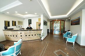 Okutur Otel