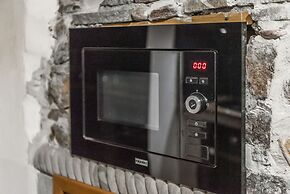 Kanuni - Authentic Albanian House