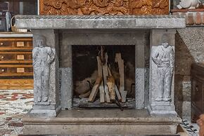 Kanuni - Authentic Albanian House