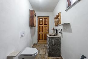 Kanuni - Authentic Albanian House