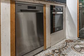Kanuni - Authentic Albanian House
