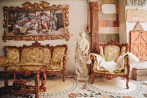 Kanuni - Authentic Albanian House