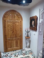 Kanuni - Authentic Albanian House