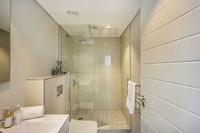 The Docklands 2 Bed Executive Apartment