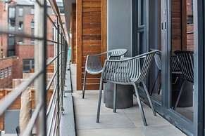 The Docklands 2 Bed Executive Apartment