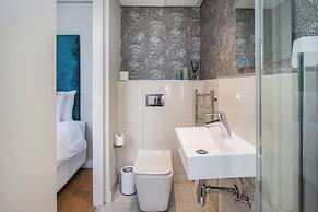 The Docklands 2 Bed Executive Apartment
