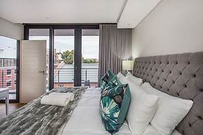 The Docklands 2 Bed Executive Apartment