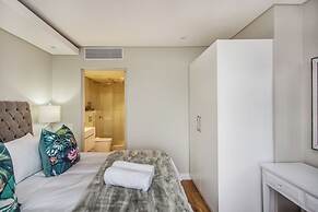 The Docklands 2 Bed Executive Apartment