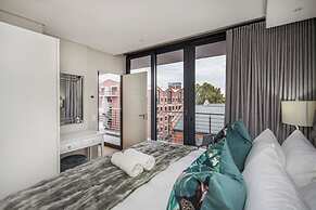 The Docklands 2 Bed Executive Apartment
