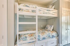 Waterfront Oasis in Dauphin Island - Shared Perks!