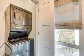 Waterfront Oasis in Dauphin Island - Shared Perks!
