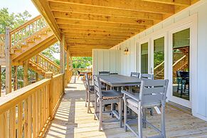 Waterfront Oasis in Dauphin Island - Shared Perks!