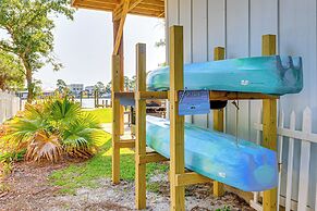 Waterfront Oasis in Dauphin Island - Shared Perks!