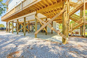 Waterfront Oasis in Dauphin Island - Shared Perks!