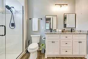 Waterfront Oasis in Dauphin Island - Shared Perks!