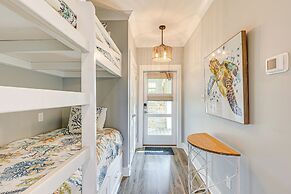 Waterfront Oasis in Dauphin Island - Shared Perks!