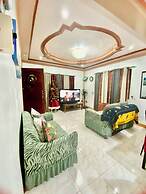 Len's Staycation 3bdr-2br-downstairs ,netflix&wifi