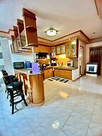 Len's Staycation 3bdr-2br-downstairs ,netflix&wifi